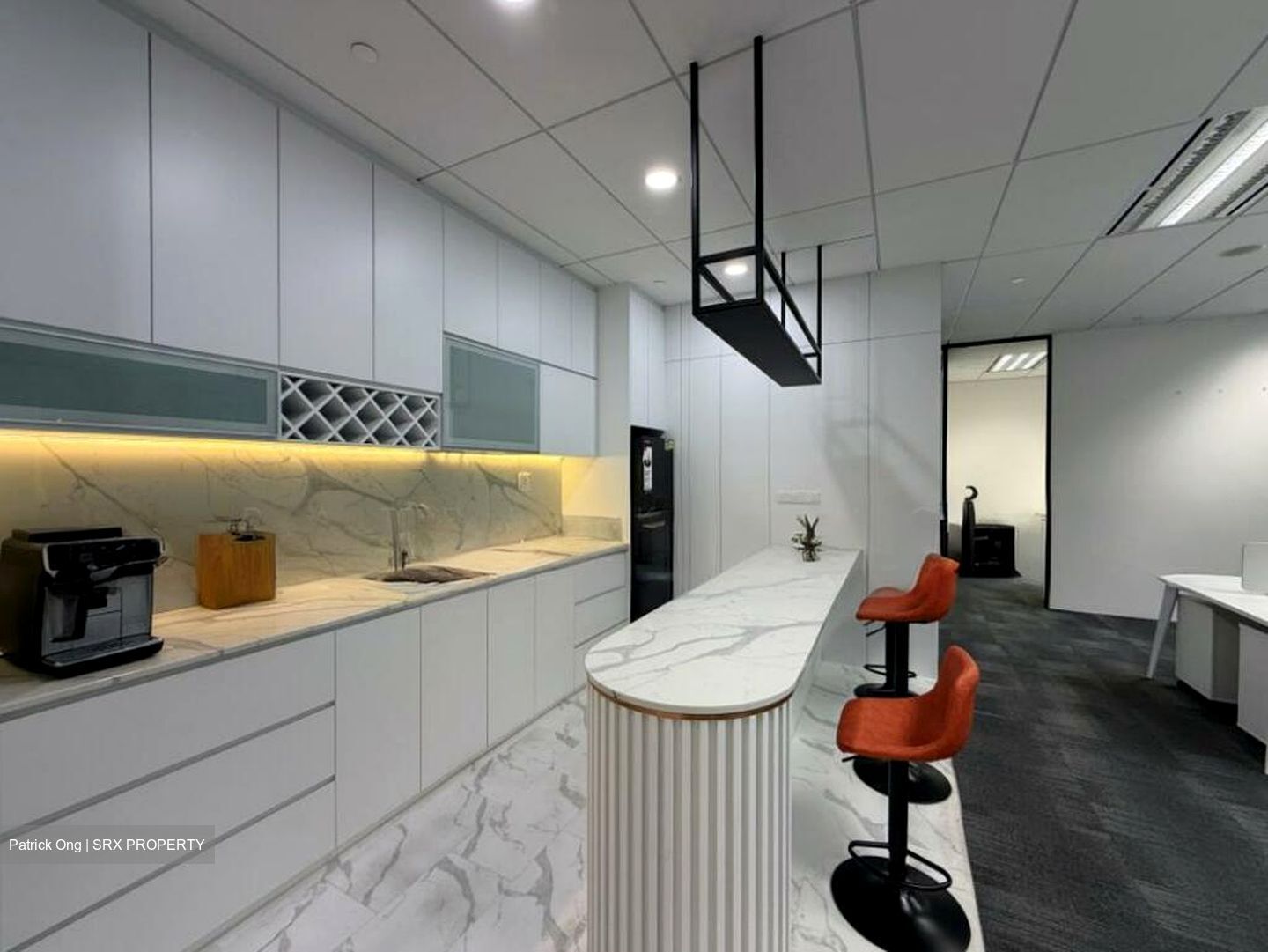Marina Bay Link Mall (D1), Office #526484591